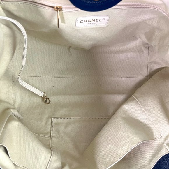 Sold on our website CHANEL Deauville Medium Denim Navy Shopping Tote Bag - Picture 11 of 11